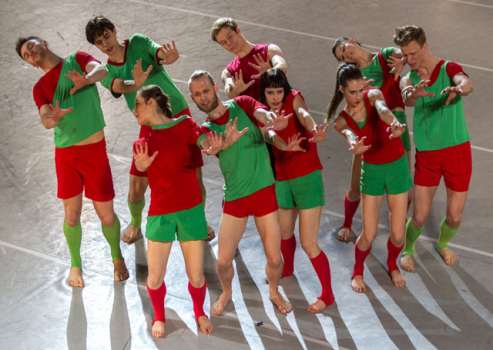 Spektakl "Football@..." otworzy tegoroczny Dancing Poznań, fot. PTT - grafika artykułu