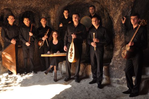 The Gurdijeff Folk Instruments Ensemble, fot. Nostalgia Festival - grafika artykułu