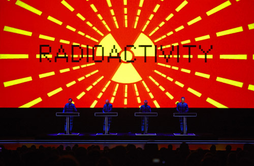 Kraftwerk. Fot. maltafestival - grafika artykułu