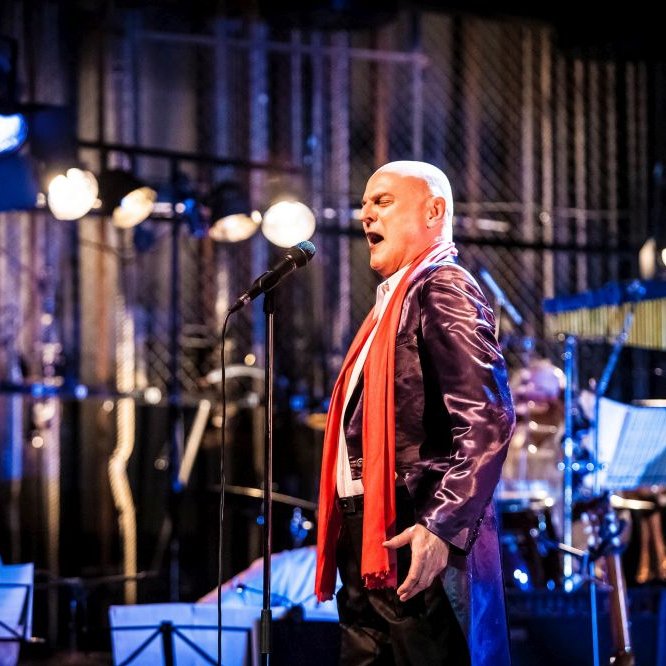 ROZMOWY W GARDEROBIE. Ahoj, przygodo!