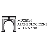 Black and white logo: a drawing of a portal on the left and the name of the Museum on the right.