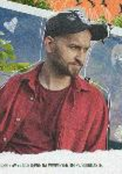 Photo of Baranovski on a colourful background