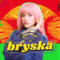 Colourful photo of bryska - a young woman in pink hair.