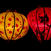 Picture of twoo colourful Chinese lanterns.