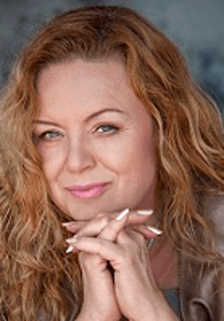 Photo of Hanna Banaszak