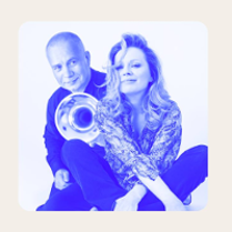 Photo in blue colours of Piotr Wojtasik Quintet and Anna Maria Jopek