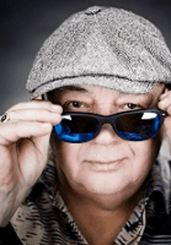 Photo of Stanisław Soyka in sunglasses.