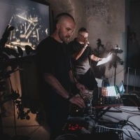 Photo of the performers.