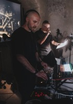 Photo of the performers.