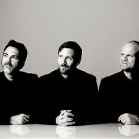 Photograph promoting the concert