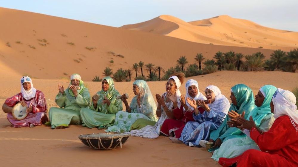 Lemma Souad Asla, photograph from the press