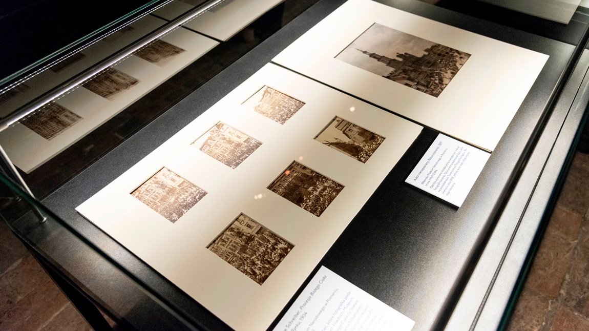 Picture from the exhibition - Sally Jaffé's pictures displayed in a display case.