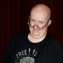 Photo of the musician Piotr Bukartyk