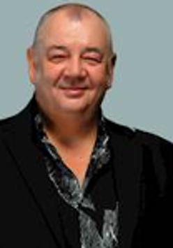 Photo of the artist