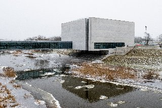 Zimowy spacer z przewodniczką wzdłuż Ścieżki EkoEdukacji dla rodzin z dziećmi