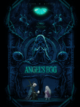 Plakat filmu Angel's egg - męska postać z białym jajkiem w dłoni klęczy przed małą dziewczynką, w tle widoczne wykrzywione rzeźby przypominające wnętrze ciemnej świątyni.
