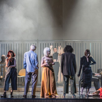 Antyludzka kompozycja