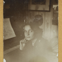 Awangardzistka wychodzi z cienia