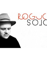 Zdjęcie artysty i napis "Rogucki Solo".