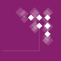 Fioletowy baner z nazwą wydarzenia.