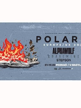 Baner z nazwami zespołów.