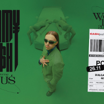 Zdjęcie artysty i nazwa wydarzenia.