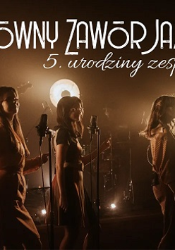 Baner promujący wydarzenie. Nazwa wydarzenia i zdjęcie artystów.