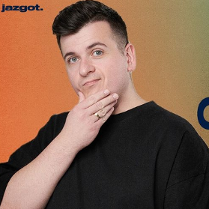 Baner promujący wydarzenie. Nazwa wydarzenia i zdjęcie artysty.