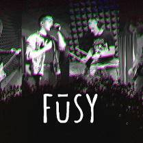 Baner promujący wydarzenie. Nazwa wydarzenia i zdjęcie artystów.