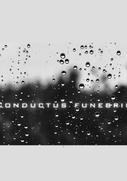 Baner promujący wydarzenie.Nazwa wydarzenia na szybie z kroplami wody, za nimi rozmyty, niewyraźny obraz.