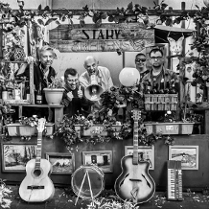 Baner promujący wydarzenie. Nazwa wydarzenia i zdjęcie artystów.