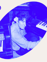 Baner promujący wydarzenie. Nazwa wydarzenia i zdjęcie artysty.