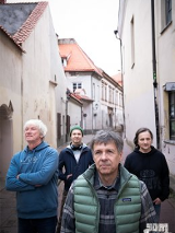 Baner promujący wydarzenie. Nazwa wydarzenia i zdjęcie artystów.