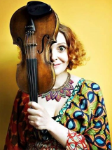 Baner promujący wydarzenie. Nazwa wydarzenia i zdjęcie artystki.