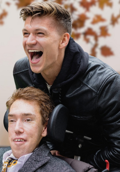 Baner promujący wydarzenie. Nazwa wydarzenia i zdjęcie artystów.