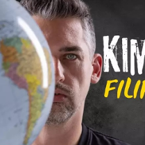 Baner promujący wydarzenie. Nazwa wydarzenia i zdjęcie artysty.