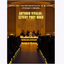 Baner promujący wydarzenie. Nazwa wydarzenia. W tle świece oraz kwartet muzyków na scenie.