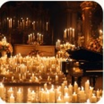 Baner promujący wydarzenie. Nazwa wydarzenia. W tle fortepian i świece.