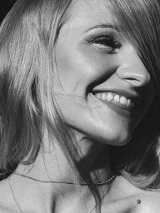 Baner promujący wydarzenie. Nazwa wydarzenia i zdjęcie artystki.