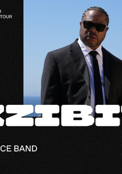 Baner promujący wydarzenie. Nazwa wydarzeania i zdjęcie osoby artystycznej.