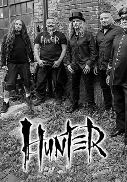 Baner promujący wydarzenie. Nazwa wydarzeania i zdjęcie osób artystycznych.