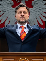 Baner promujący wydarzenie. Nazwa wydarzenia i zdjęcie osoby artystycznej.