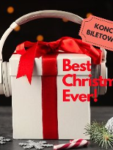 Plakat promujący koncert Best Christmas Ever, pośrodku zdjęcie białego pudełka z czerwoną kokardą, na które nałożono słuchawki. Z boku napis koncert biletowany.