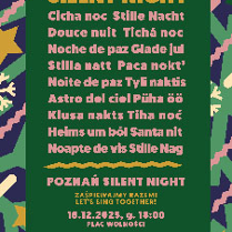 Tekst kolędy Cicha Noc w róznych językach oraz informacje o wydarzeniu, które są zawarte również w tekście.