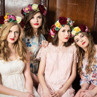 Cztery przez dziesięć plus jeden