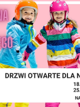Plakat, troje dzieci w strojach zimowch, obok napisy informujące o wydarzeniu.