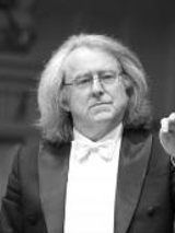 dyrygent Marek Pijarowski