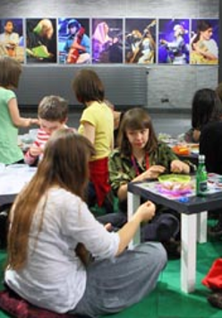 dzieci podczas warsztatów