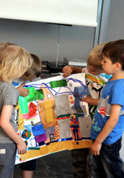 dzieci podczas zajęć w Arsenale