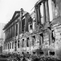 Festung znaczy ruiny